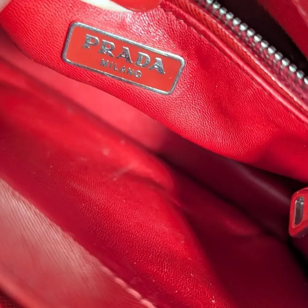 Prada Saffiano Leather Shoulder Bag Limited Edition Pop Art Portrait Red/Pink - Picture 12 of 16